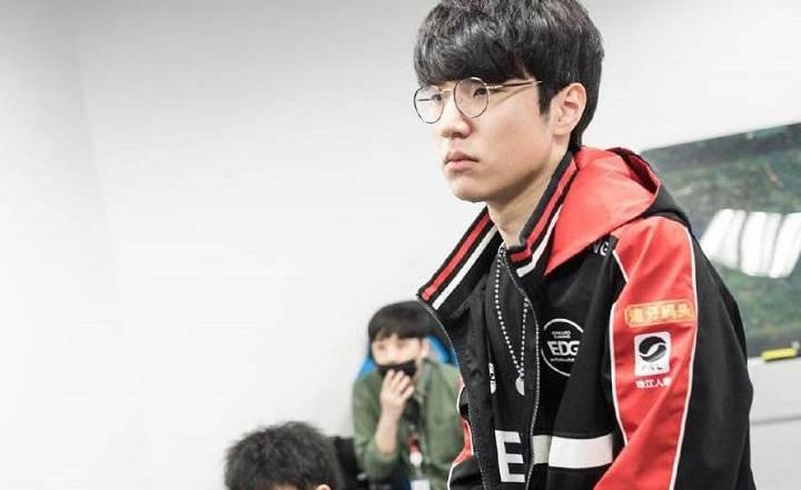 虽然我们无 虽然我们无